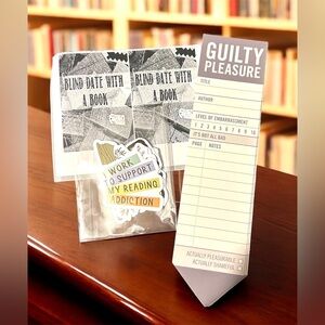 Blind Date with a Book Box‎ 🗃️